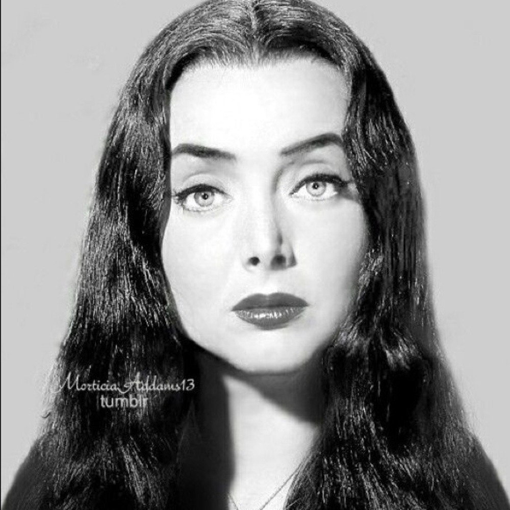 Meet your Posher, Morticia